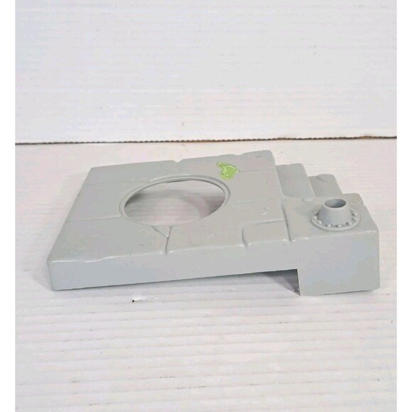 1989 TMNT Sewer Lair Playset Grey Wall Part w/ Hole Vintage Ninja Turtles - Picture 5 of 6